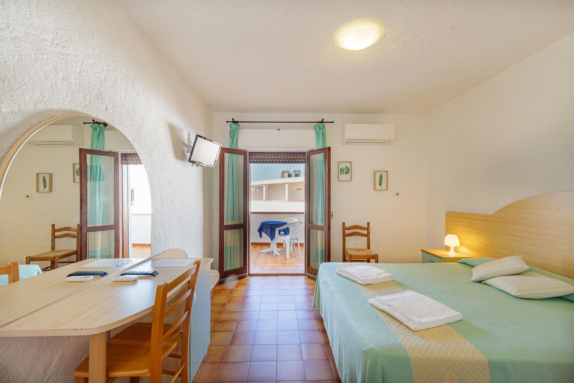 Hotel Mare Blue Olbia Exterior photo